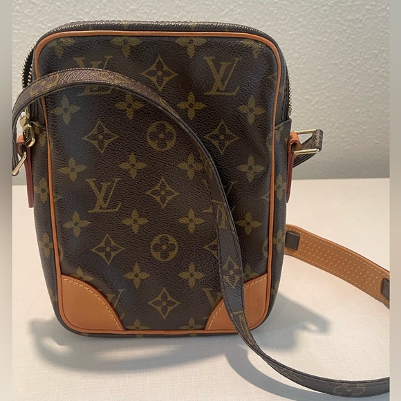 Louis Vuitton Bags Authentic Louis Vuitton Vintage Crossbody Bag